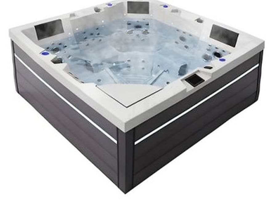 СПА-бассейн Aquajoy Monaco на террасе у моря